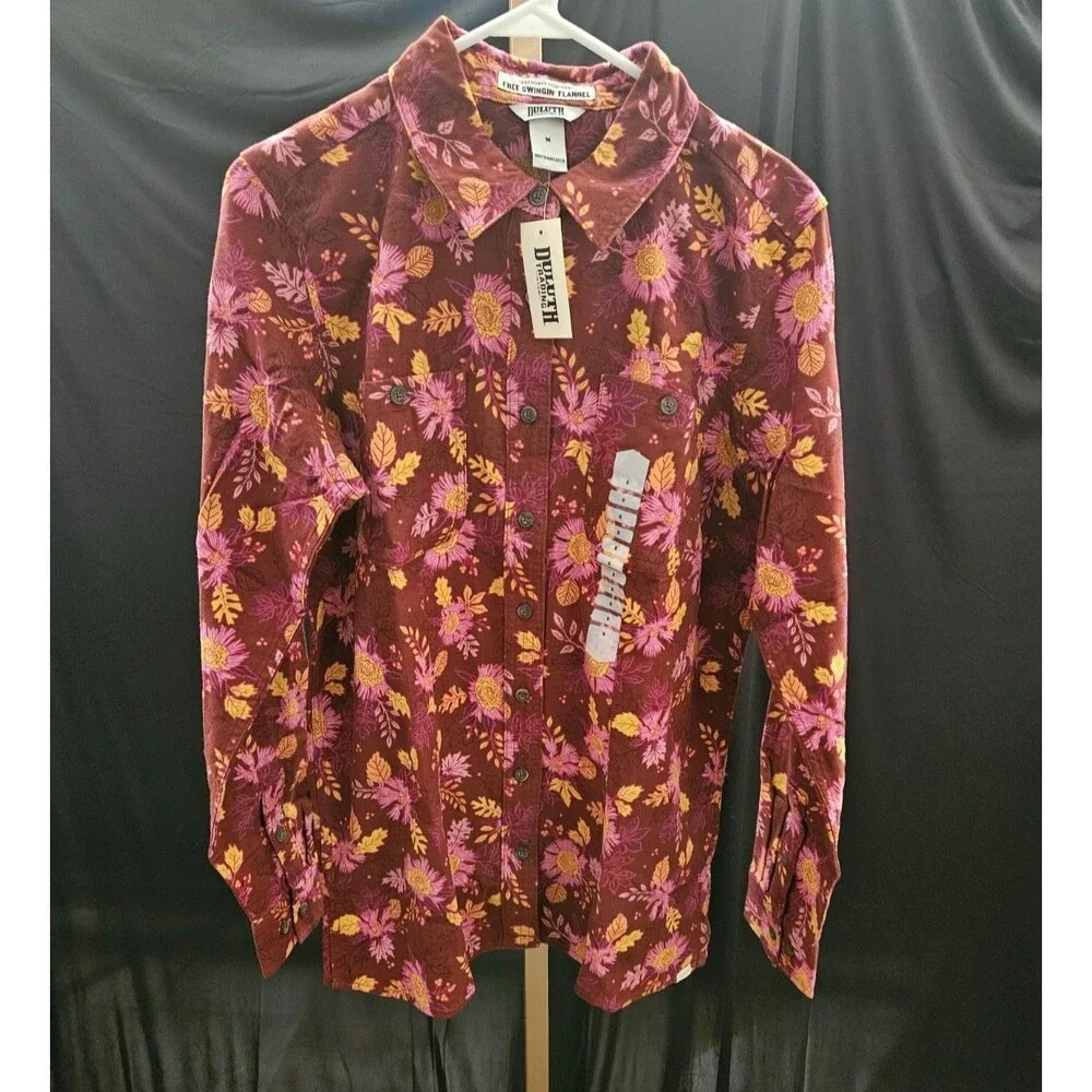 DULUTH TRADING COMPANY WOMEN'S SIZE M FREE SWINGIN FLANNEL SHIRT NWT - Picture 1 of 7